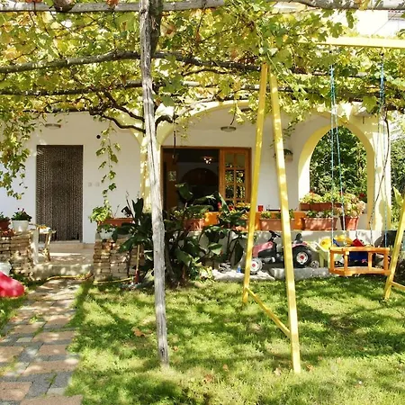 Quiet And Peaceful Apartmán